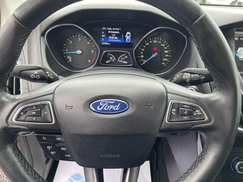 FORD FOCUS 1.6 L  TDCI 115CV  TITANIUM GARANTIE 3/12 MOIS 2016