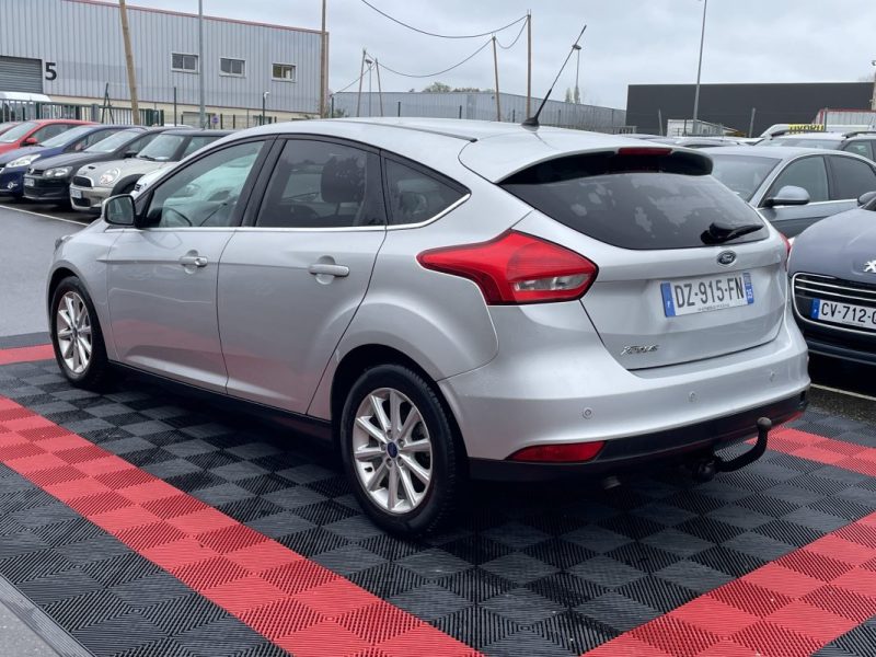 FORD FOCUS 1.6 L  TDCI 115CV  TITANIUM GARANTIE 3/12 MOIS 2016