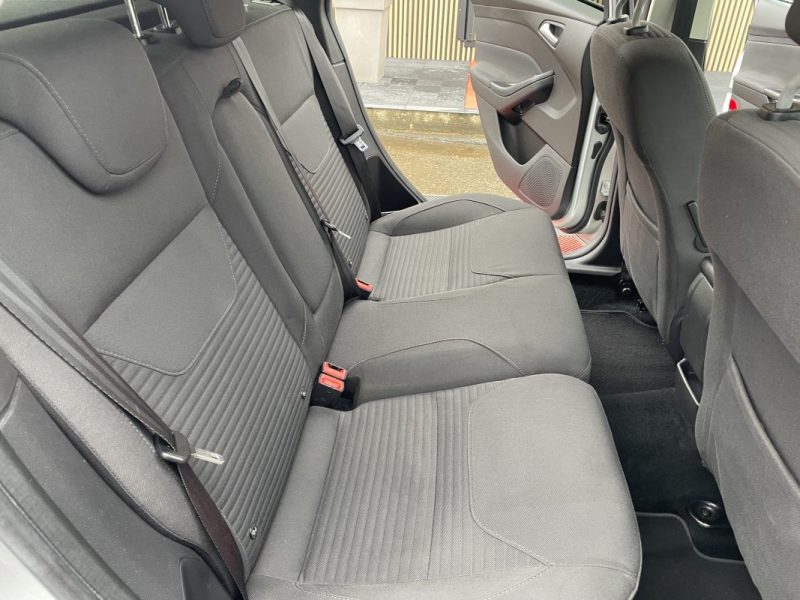 FORD FOCUS 1.6 L  TDCI 115CV  TITANIUM GARANTIE 3/12 MOIS 2016