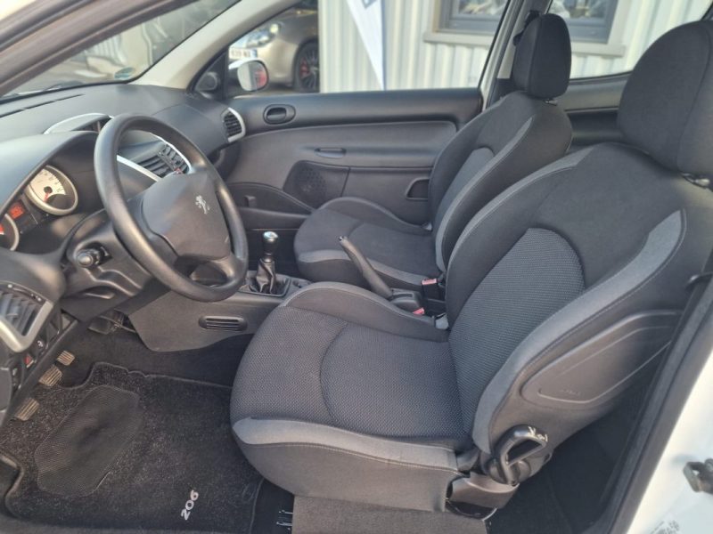 PEUGEOT 206+ 1.4 HDI 70CV 
