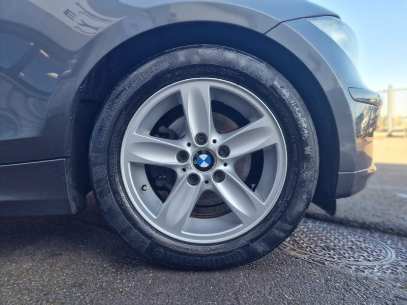 BMW SERIE 118 D PACK CONFORT 143CV - 5 portes - Jantes ALU