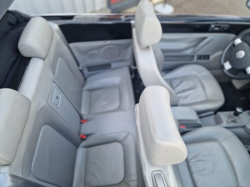 VOLKSWAGEN  NEW BEETLE CABRIOLET 1.6i HIGHLINE 102CV