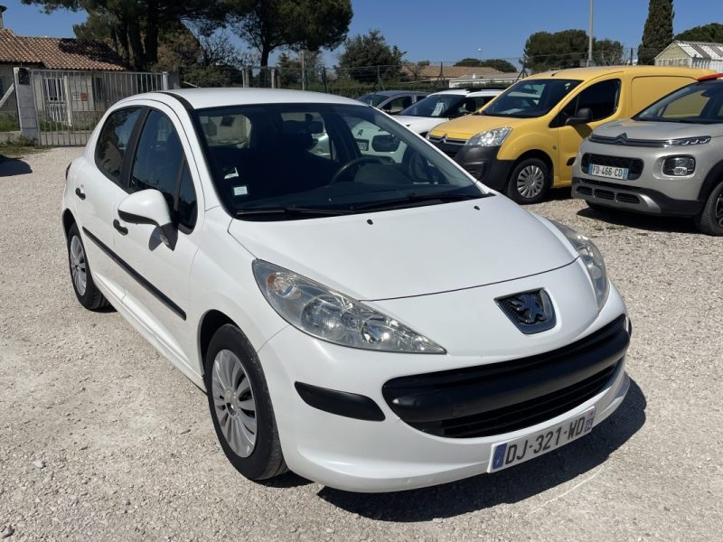 PEUGEOT 207 1.4 HDI 70 CV 1ÈRE MAIN 