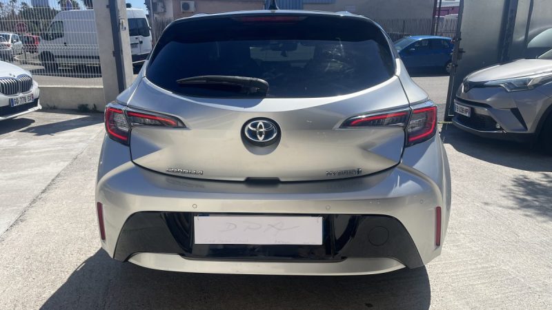 TOYOTA COROLLA 1.8 HYBRIDE COLLECTION 122H