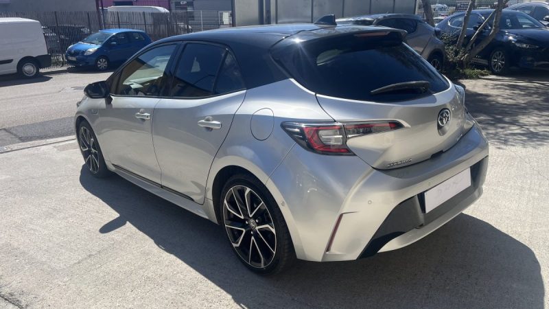 TOYOTA COROLLA 1.8 HYBRIDE COLLECTION 122H