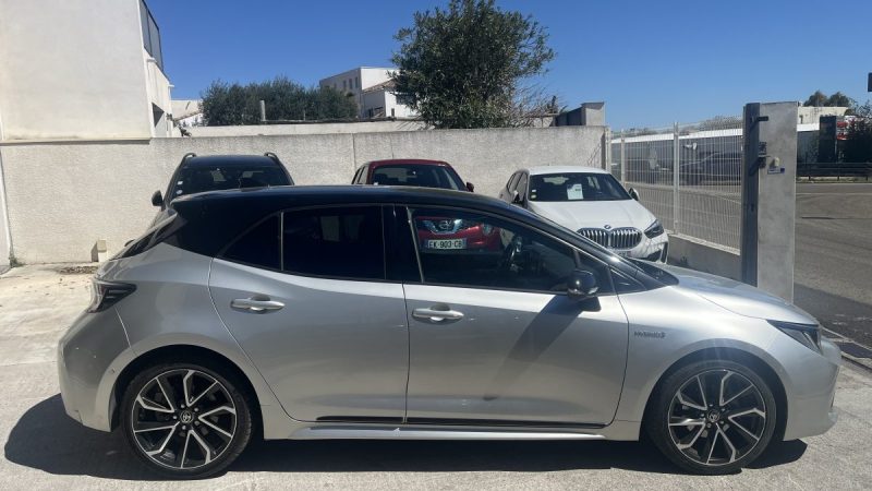 TOYOTA COROLLA 1.8 HYBRIDE COLLECTION 122H