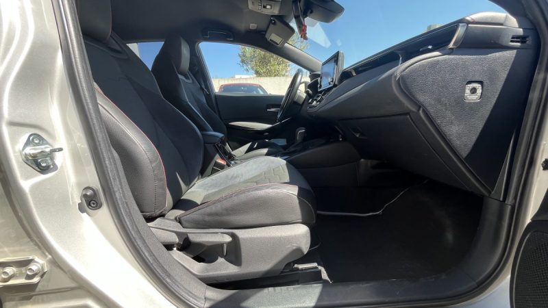 TOYOTA COROLLA 1.8 HYBRIDE COLLECTION 122H