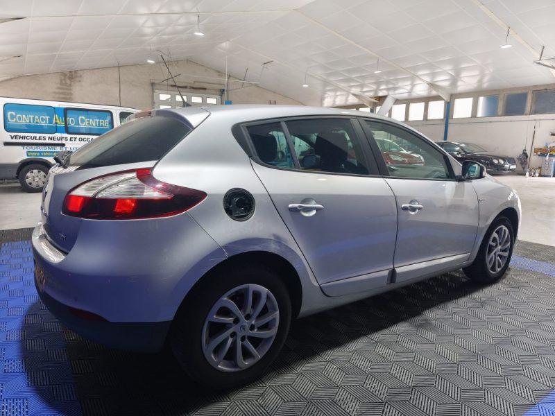 RENAULT MEGANE 3 1.2 TCE 115CH LIMITED, 1ER MAIN, ENTRETIEN RENAULT