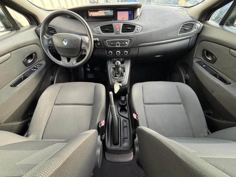 RENAULT SCENICIII 1.5 DCI PREMIERE MAIN AUTHENTIQUE 