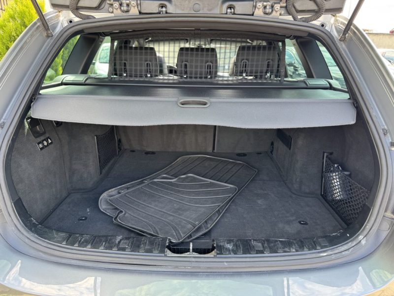BMW 330D xDrive toit panoramique ouvrant GARANTIE 12 MOIS 
