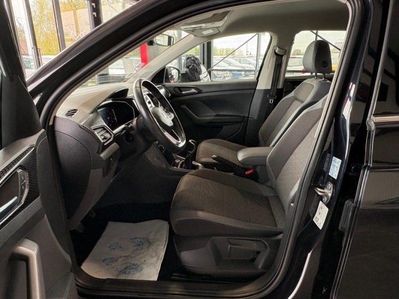 🔹 Volkswagen T-Cross 1.0 TSI 116 Ch R-Line🚗 Virtual cockpit📱 Apple Car Play 🛡️ Garantie 6 mois