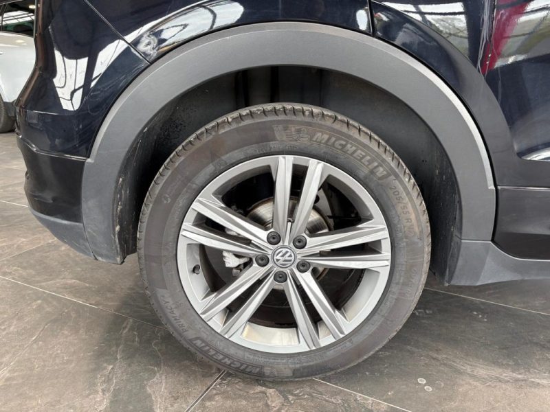 🔹 Volkswagen T-Cross 1.0 TSI 116 Ch R-Line🚗 Virtual cockpit📱 Apple Car Play 🛡️ Garantie 6 mois