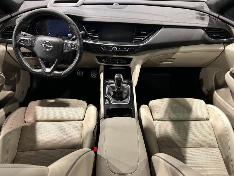 OPEL INSIGNIA OPC LINE 2.0 D 170CH 