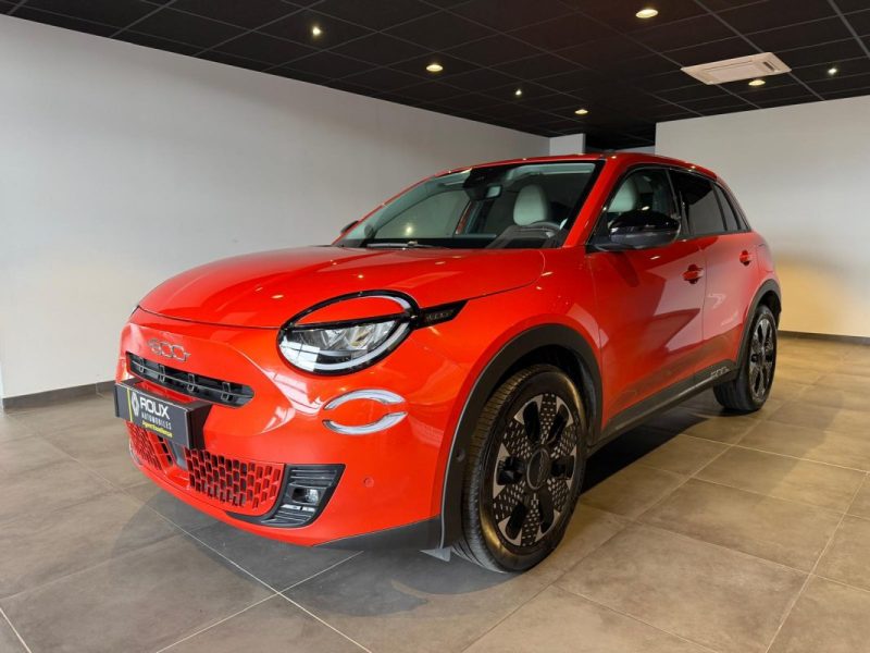 FIAT 600 E 156CH 54KWH LA PRIMA 