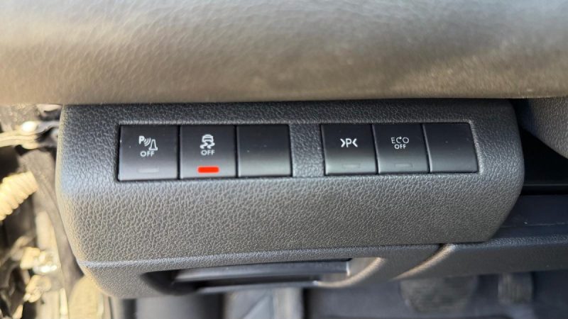 PEUGEOT 5008 1.6 HDI 120CV S&S STYLE EAT6 