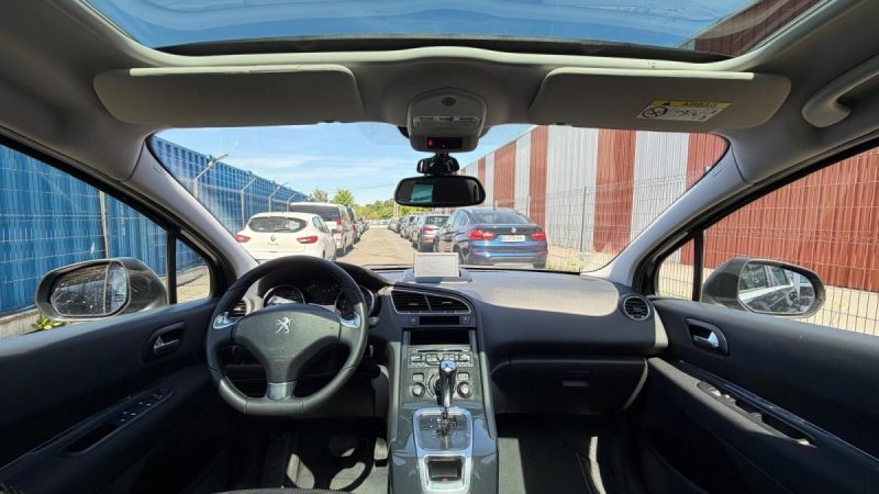 PEUGEOT 5008 1.6 HDI 120CV S&S STYLE EAT6 