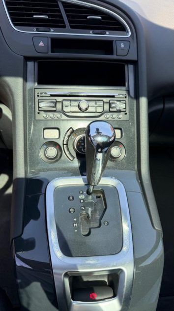 PEUGEOT 5008 1.6 HDI 120CV S&S STYLE EAT6 