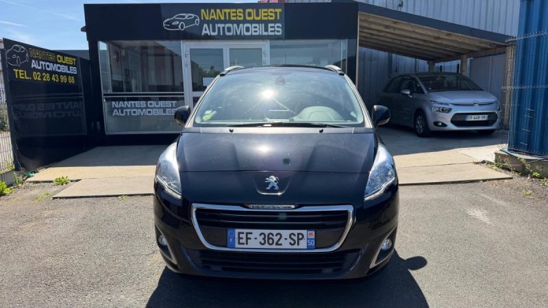 PEUGEOT 5008 1.6 HDI 120CV S&S STYLE EAT6 