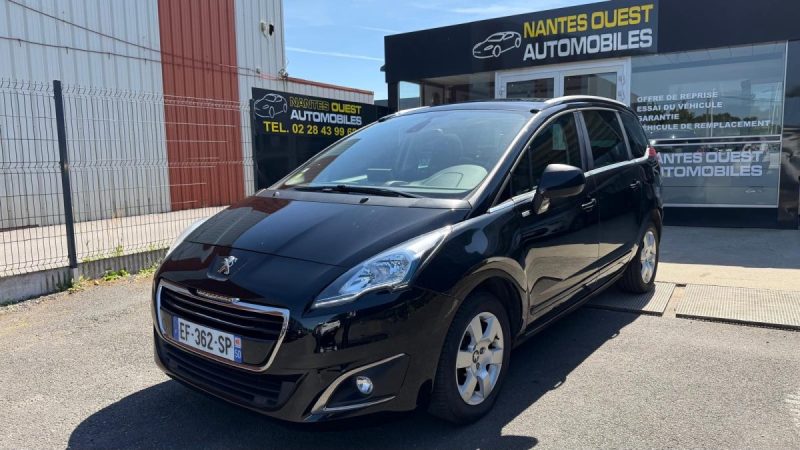 PEUGEOT 5008 1.6 HDI 120CV S&S STYLE EAT6 