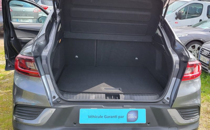 IDEAL EXPORT MAGHREB VENTE HT POSSIBLE : RENAULT ARKANA 1.6 E-TECH 145CH FULL HYBRID 