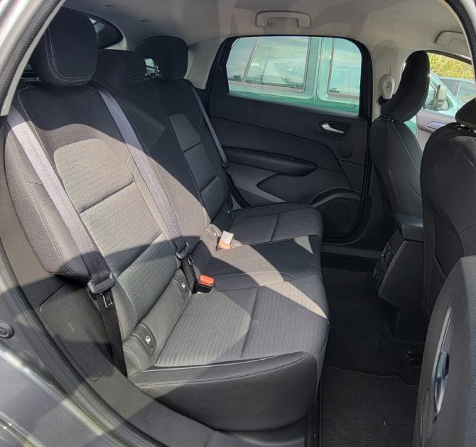IDEAL EXPORT MAGHREB VENTE HT POSSIBLE : RENAULT ARKANA 1.6 E-TECH 145CH FULL HYBRID 