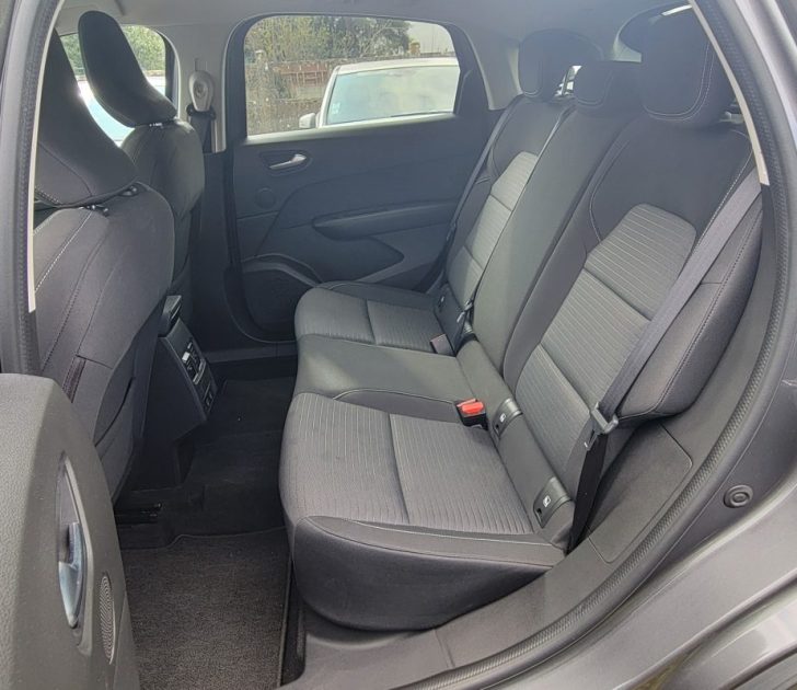 IDEAL EXPORT MAGHREB VENTE HT POSSIBLE : RENAULT ARKANA 1.6 E-TECH 145CH FULL HYBRID 