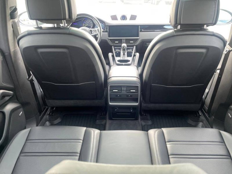 Porsche Cayenne E-Hybrid 462ch / Toit panoramique / PASM / BOSE / ACC / 360°