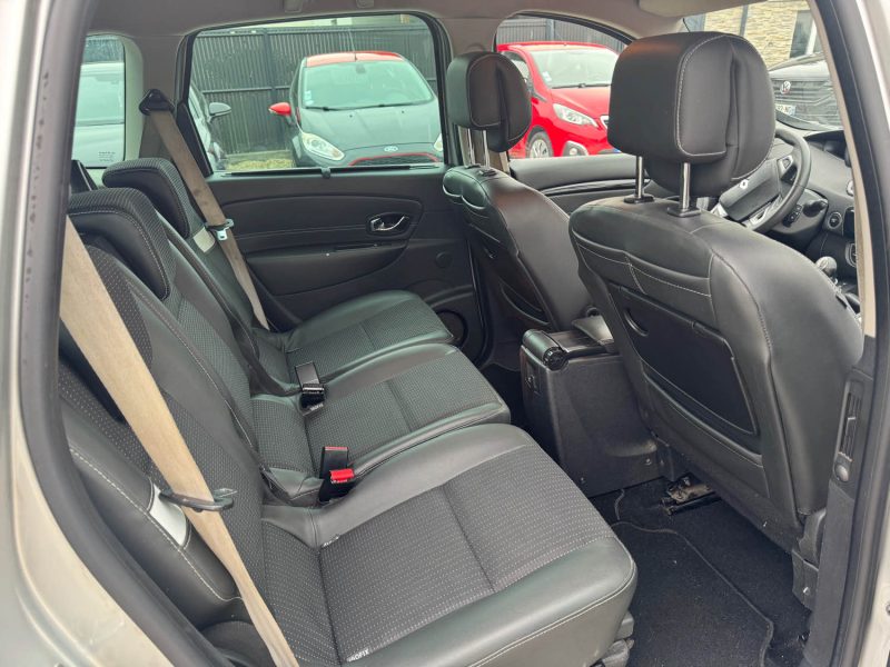 RENAULT GRAND SCENICIII 1.5 DCI 110 BOSE 5P 2012