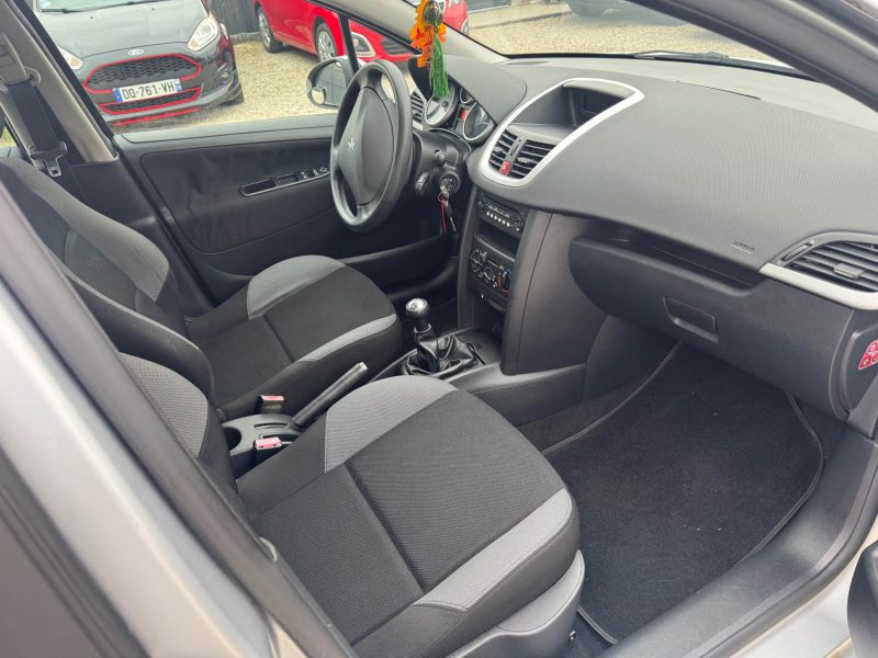 PEUGEOT 207 1.4E 75ch 2009