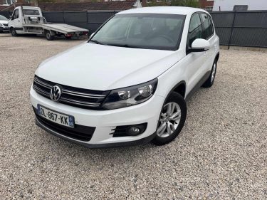 VOLKSWAGEN TIGUAN 2.0 TDI 110CH BLUEMOTION 1ER MAIN