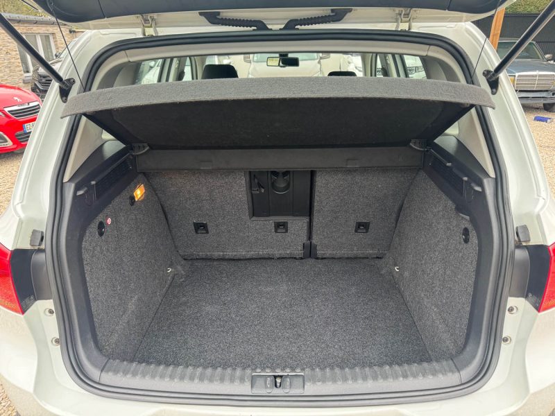 VOLKSWAGEN TIGUAN 2.0 TDI 110CH BLUEMOTION 1ER MAIN