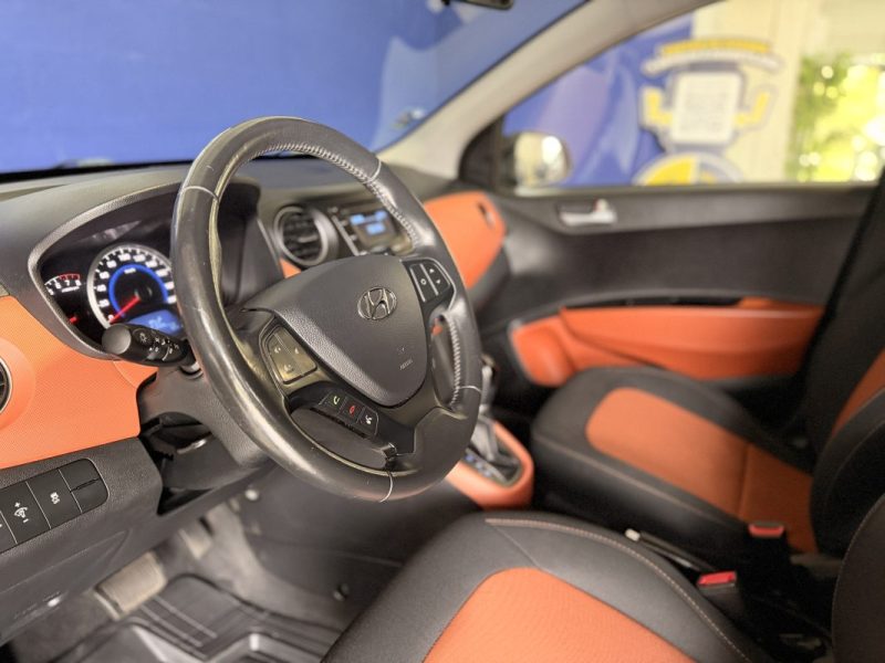 HYUNDAI i10 PACK SENSATION - BOITE AUTOMATIQUE - 1.2L - 87 ch - IDEAL JEUNE PERMIS 