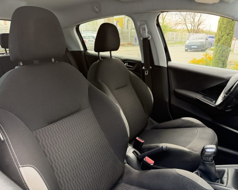 Peugeot 208 - 1.2 VTI 82 active - FAIBLE KILOMETRAGE