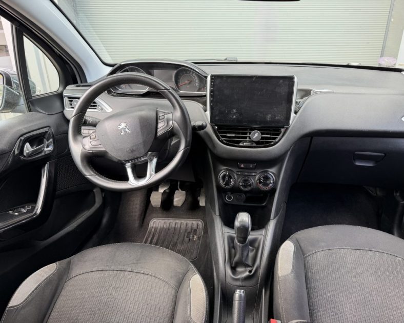 Peugeot 208 - 1.2 VTI 82 active - FAIBLE KILOMETRAGE