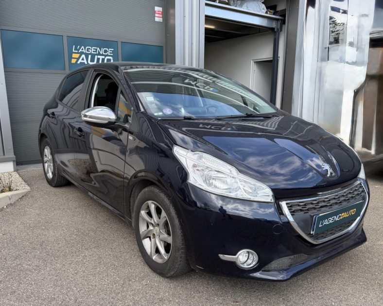 Peugeot 208 - 1.2 VTI 82 active - FAIBLE KILOMETRAGE