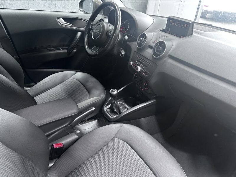 AUDI A1 SPORTBACK 1.2 TFSI 86CV ATTRACTION 