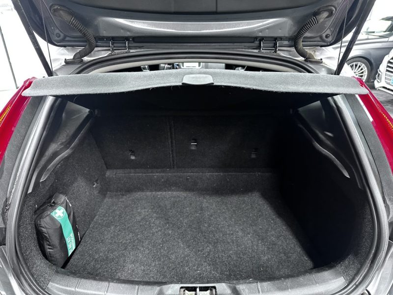 VOLVO V40 D2 120CV INSCRIPTION 