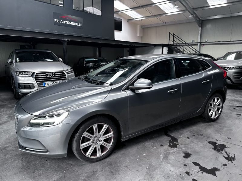 VOLVO V40 D2 120CV INSCRIPTION 