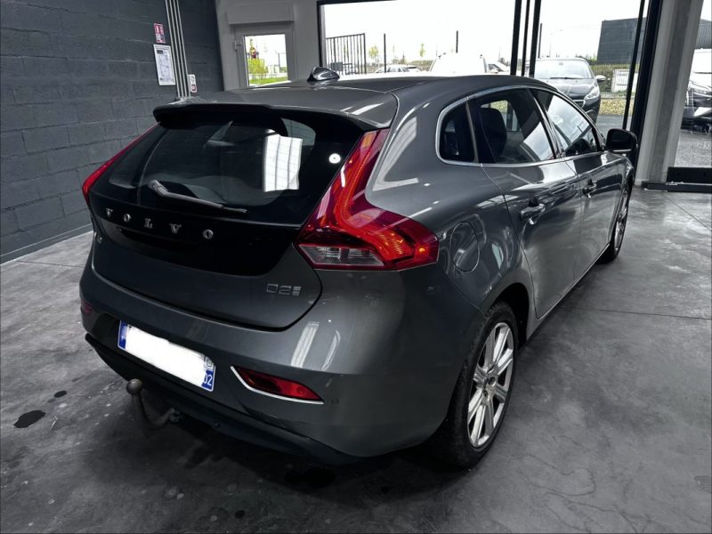 VOLVO V40 D2 120CV INSCRIPTION 