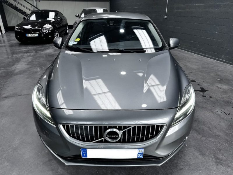 VOLVO V40 D2 120CV INSCRIPTION 