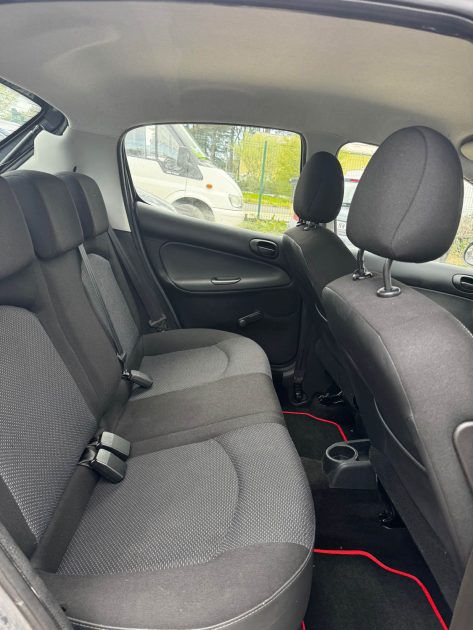 PEUGEOT 206+ 1.4 75 CH 2011