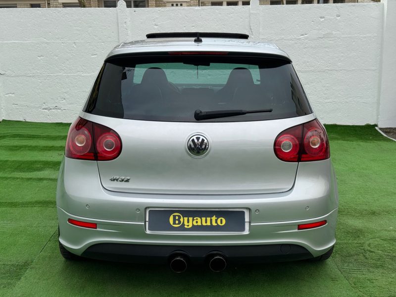 VOLKSWAGEN GOLF R32 3.2 V6 250 4MOTION DSG/SIEGES RECARO/CARPLAY/12 MOI GARANTIE 