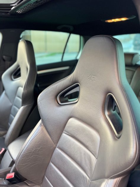 VOLKSWAGEN GOLF R32 3.2 V6 250 4MOTION DSG/SIEGES RECARO/CARPLAY/12 MOI GARANTIE 