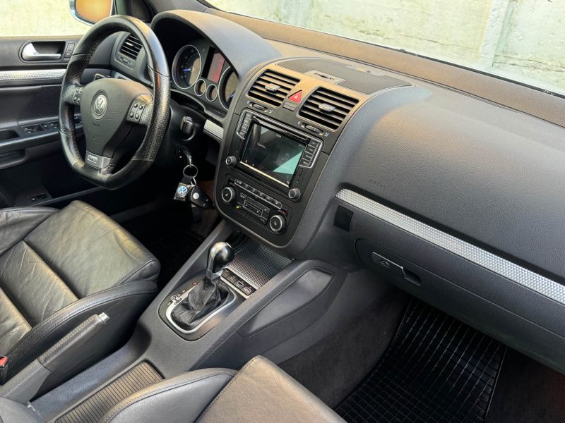VOLKSWAGEN GOLF R32 3.2 V6 250 4MOTION DSG/SIEGES RECARO/CARPLAY/12 MOI GARANTIE 