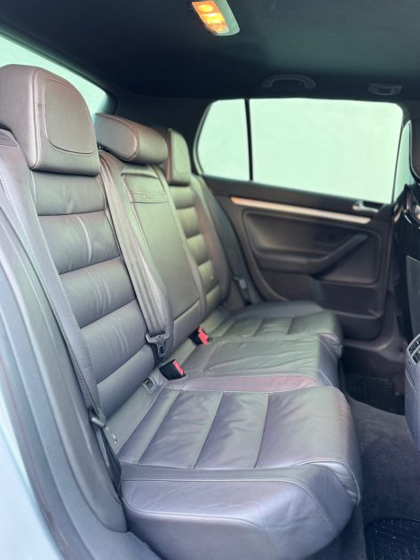 VOLKSWAGEN GOLF R32 3.2 V6 250 4MOTION DSG/SIEGES RECARO/CARPLAY/12 MOI GARANTIE 