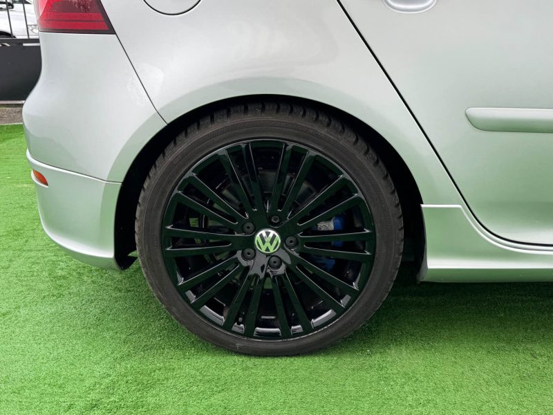 VOLKSWAGEN GOLF R32 3.2 V6 250 4MOTION DSG/SIEGES RECARO/CARPLAY/12 MOI GARANTIE 