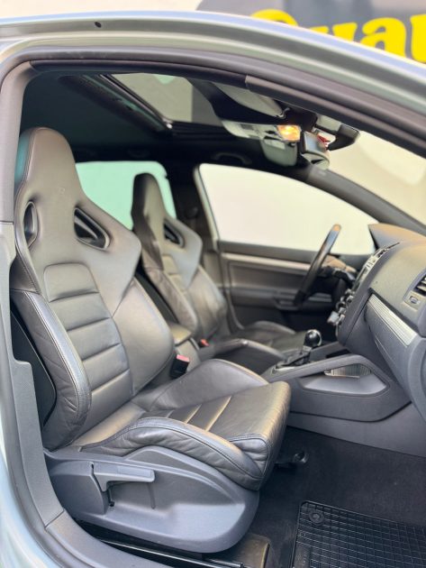 VOLKSWAGEN GOLF R32 3.2 V6 250 4MOTION DSG/SIEGES RECARO/CARPLAY/12 MOI GARANTIE 