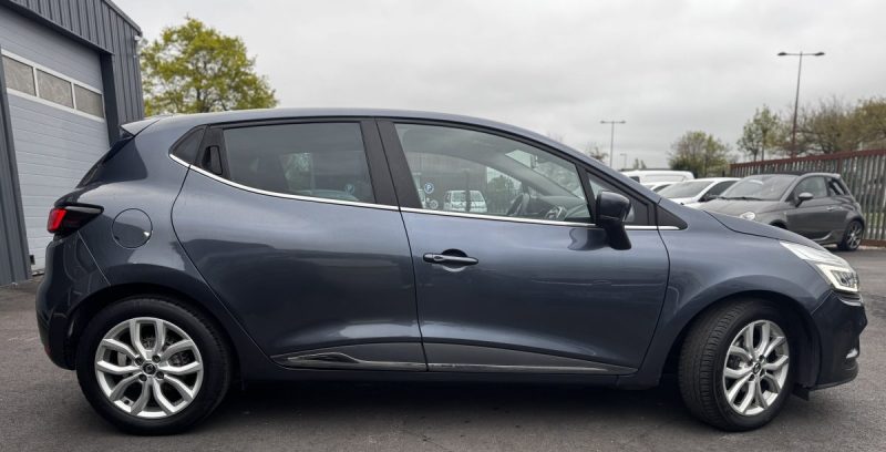 RENAULT CLIO IV 1.2 TCE 120CH ENERGY INTENS EDC 5P 2016