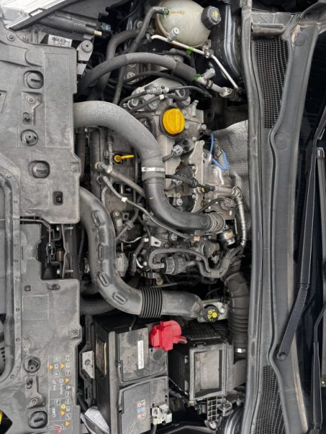 RENAULT CLIO IV 1.2 TCE 120CH ENERGY INTENS EDC 5P 2016