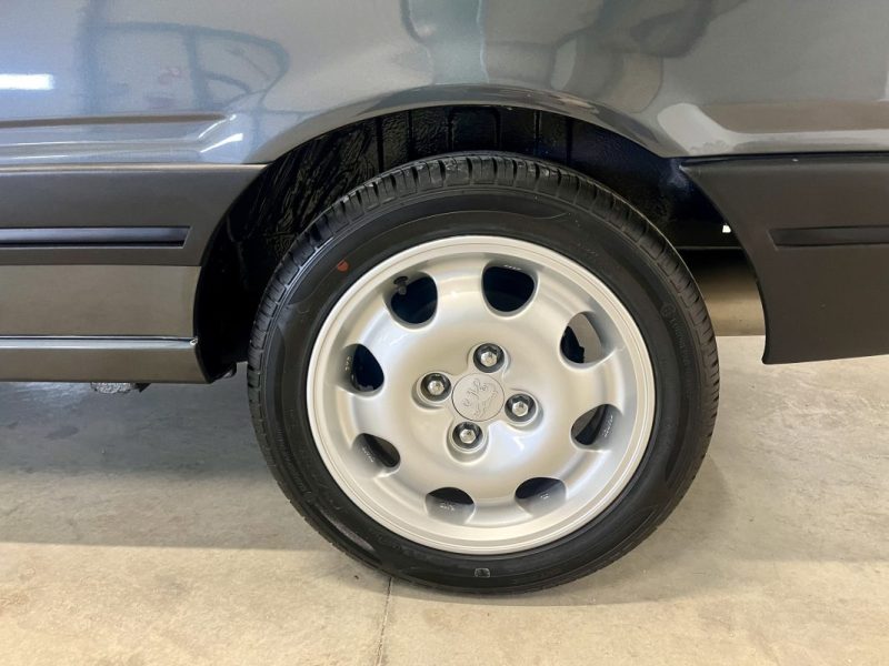 PEUGEOT 309 1.9 GTI 16V 160ch